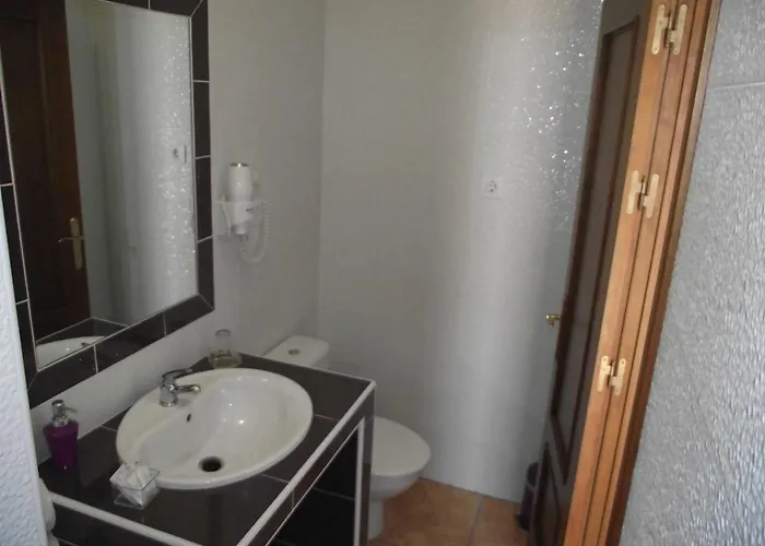 El Canario Guest house *